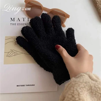Зимние милые плюшевые перчатки для женщин Ins Корейские однотонные теплые коралловые бархатные перчатки с полными пальцами для девочек Кавайные перчатки для верховой езды
