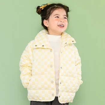 Зимняя теплая куртка 2023 года, корейская версия, новое утепленное пальто со стоячим воротником для мальчиков и девочек 1-7 лет, модная детская одежда